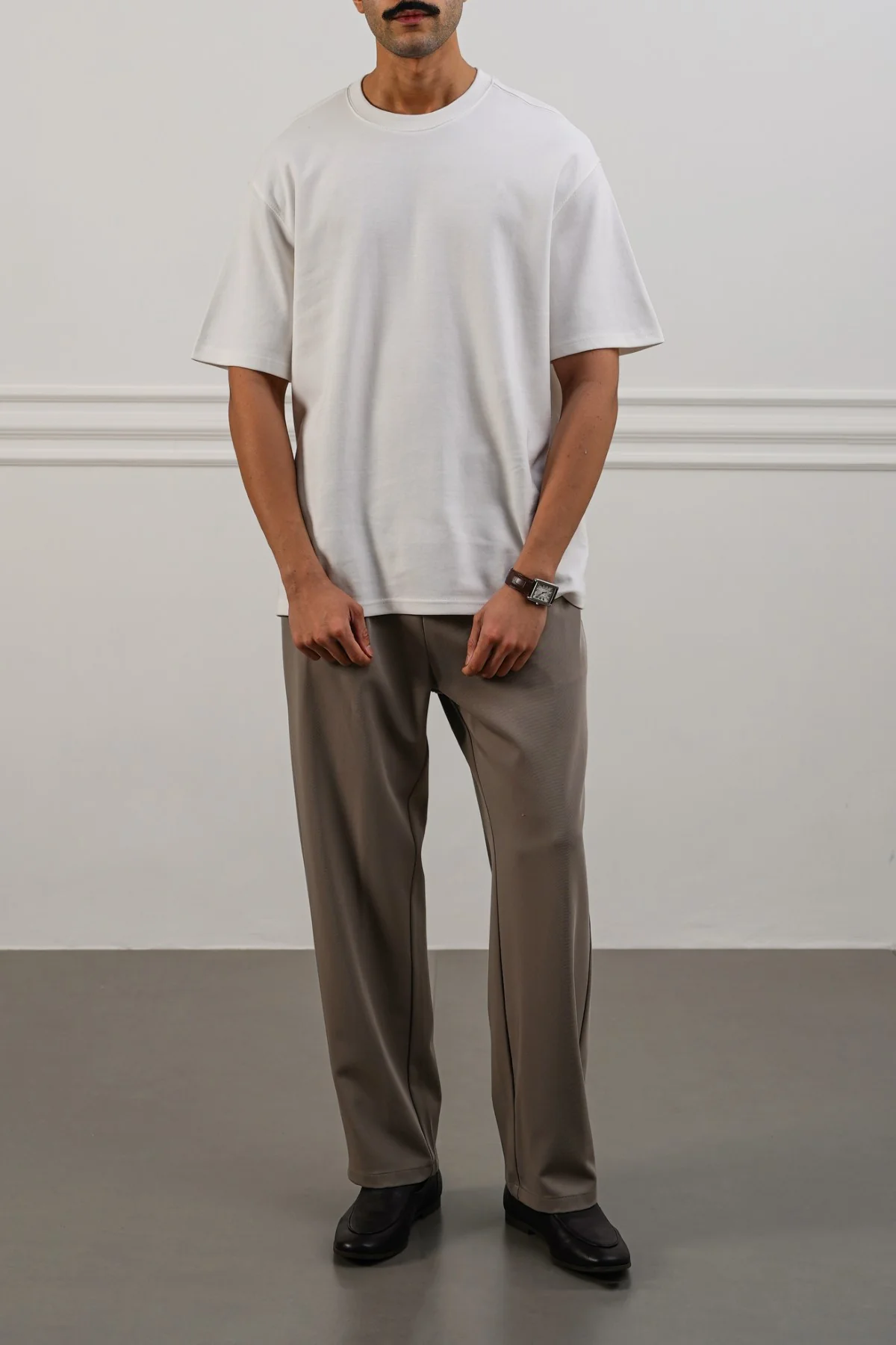 SUMMER ESSENTIAL TEE - Image 4