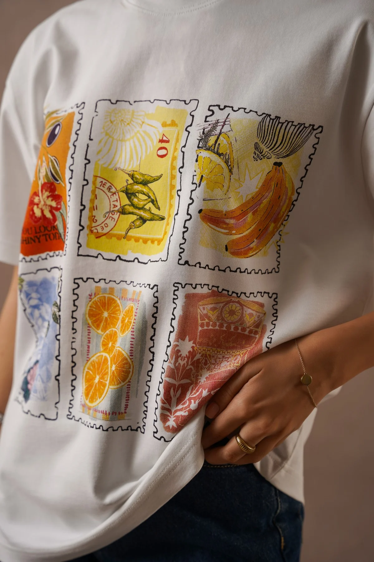 SUMMER STAMP TEE - Image 4