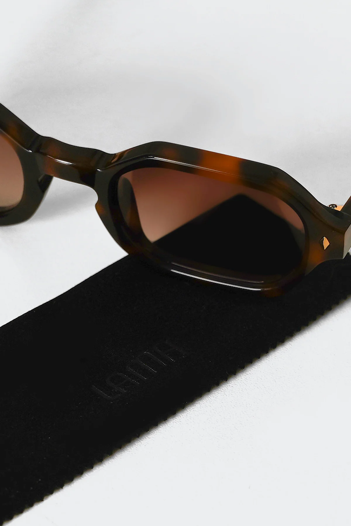 SUNDOWNER BROWN - Image 14