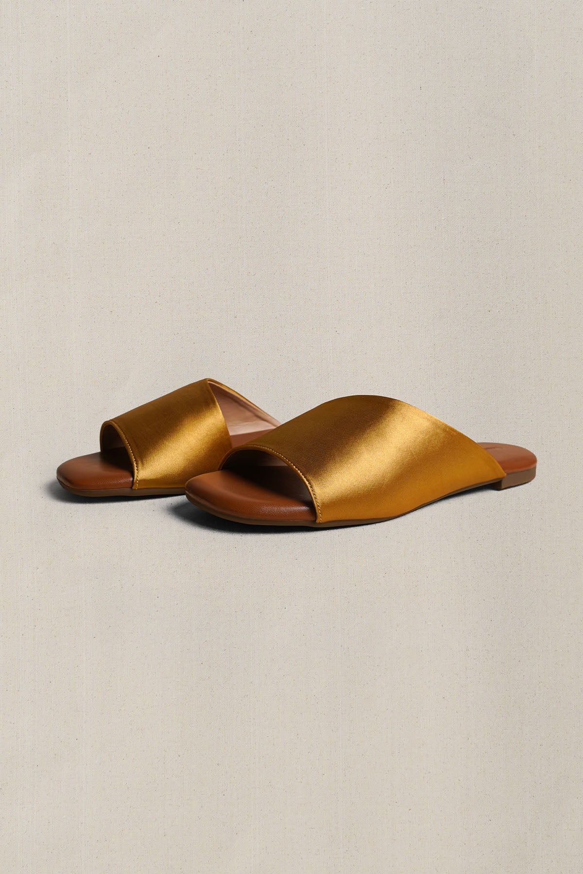 TAFFY SLIP ONS - Image 6