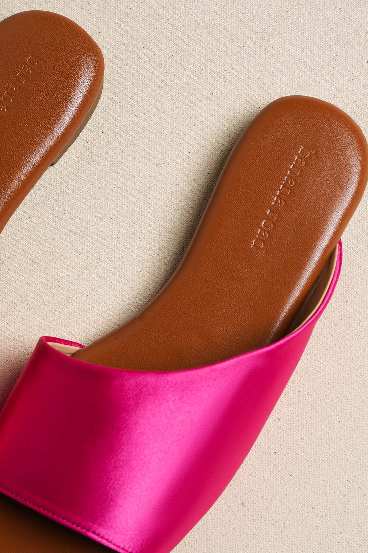 TAFFY SLIP ONS - Image 4