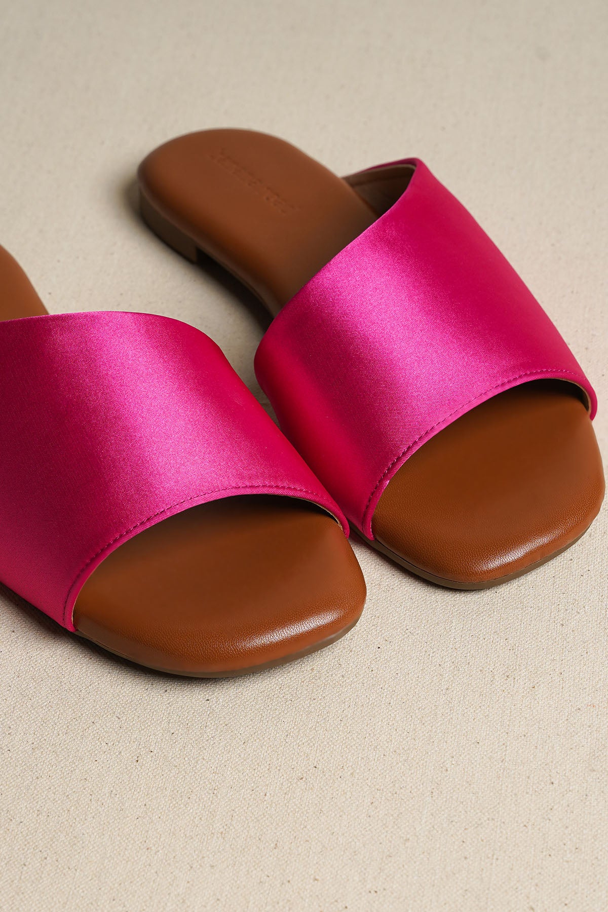 TAFFY SLIP ONS - Image 5