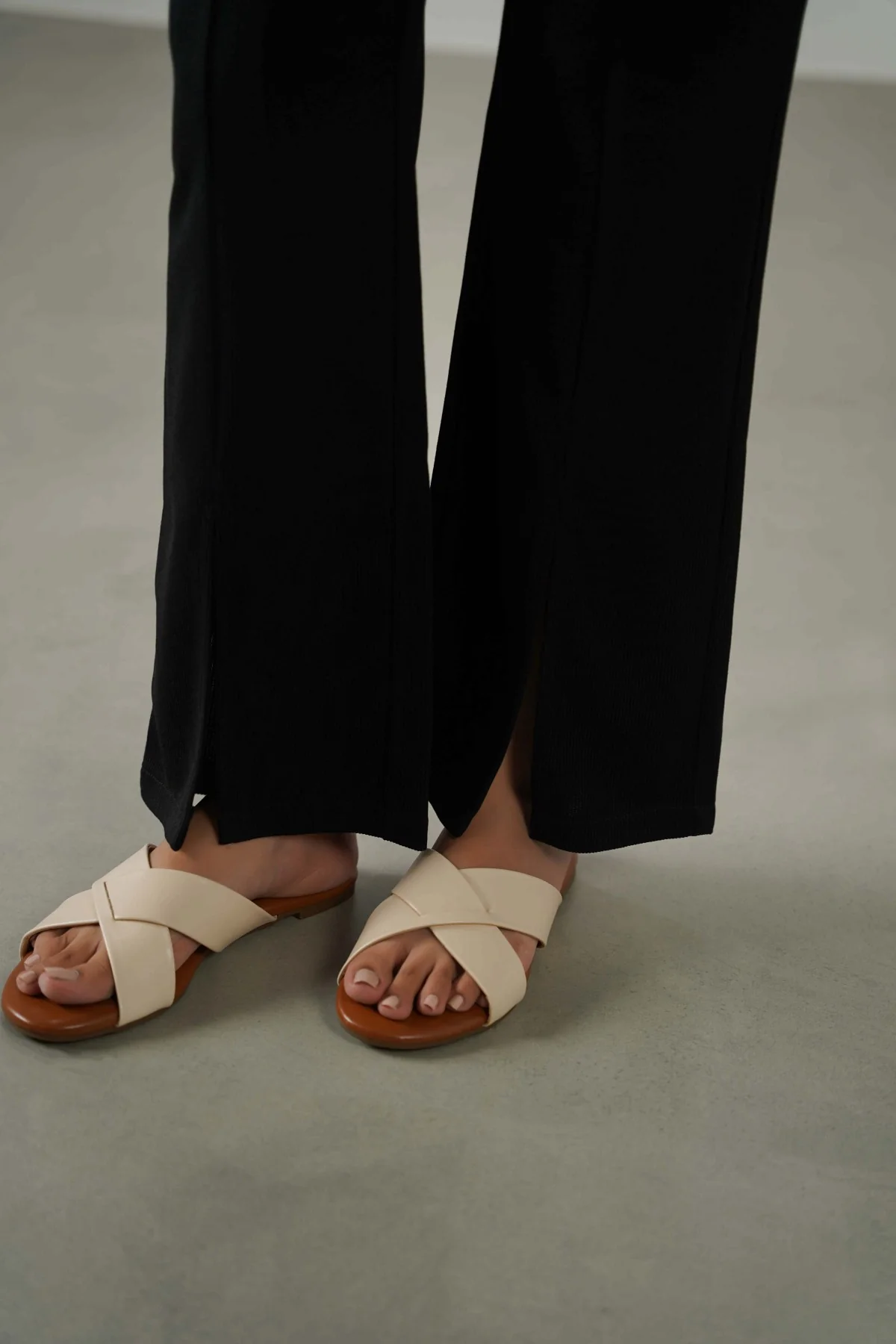 TAPERED SLIT PANTS - Image 5