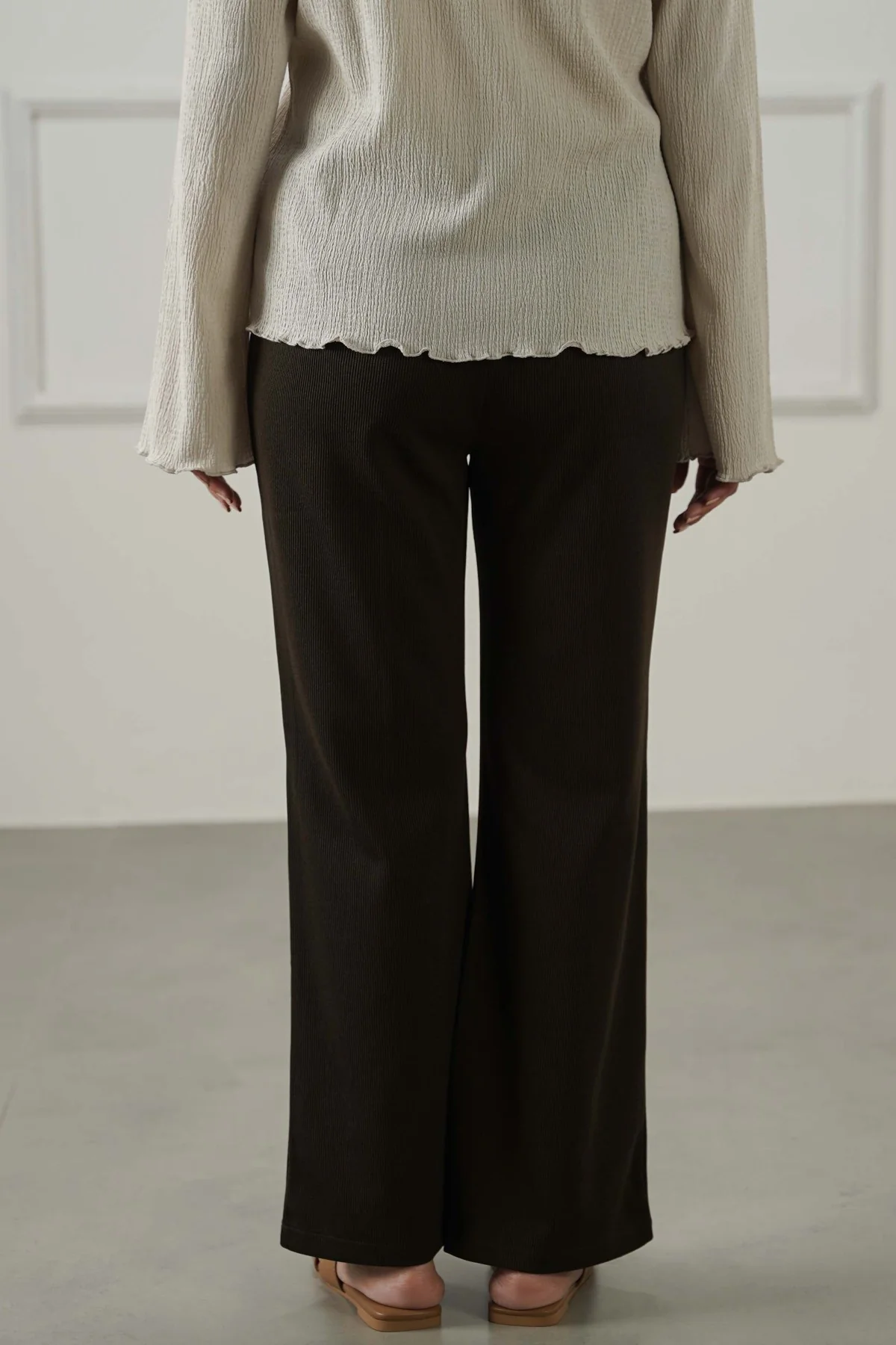 TAPERED SLIT PANTS - Image 4