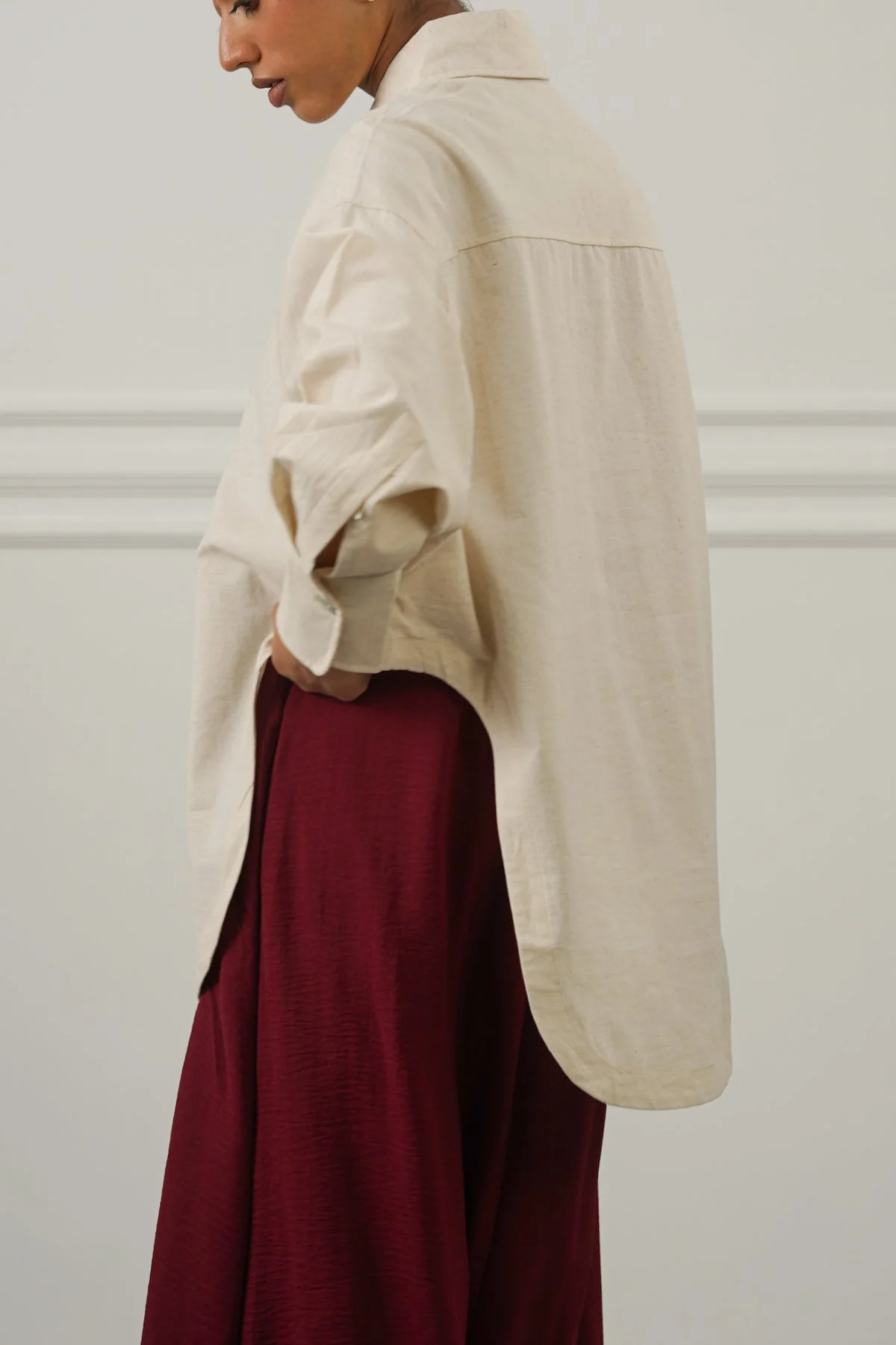 TENCEL LINEN CUT HEM SHIRT - Image 5