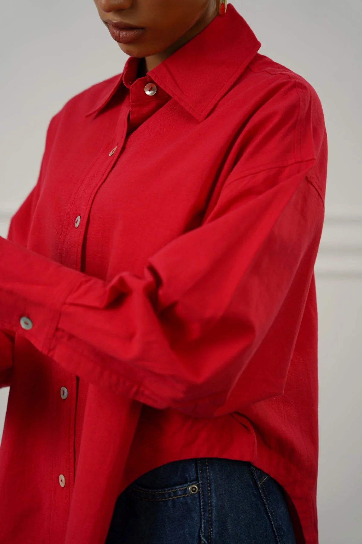 TENCEL LINEN CUT HEM SHIRT - Image 3