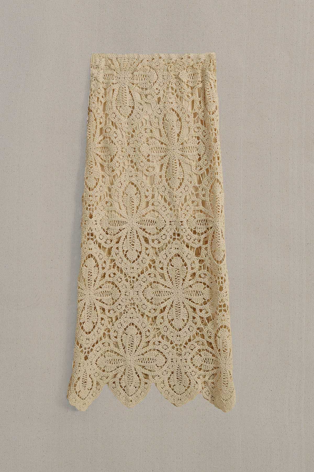 TEXTURED CROCHET SKIRT - Image 2
