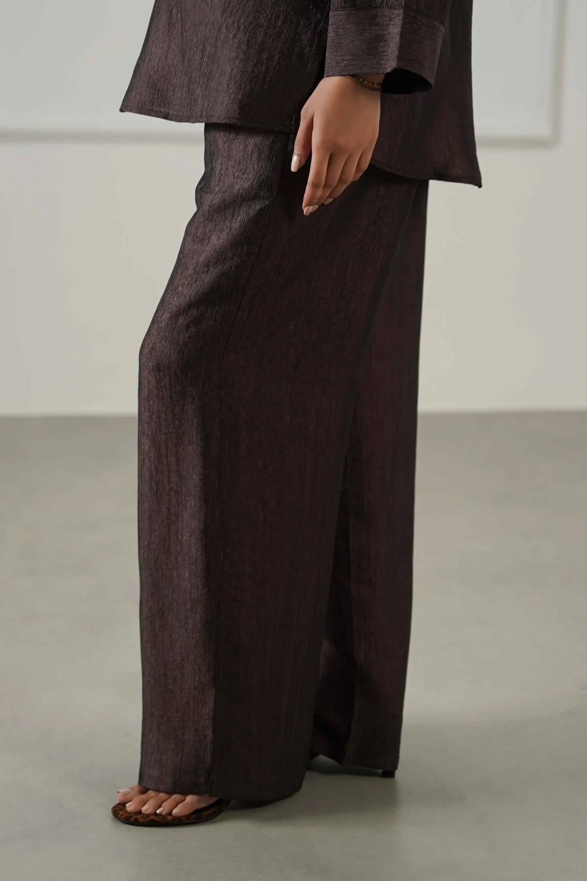 TEXTURED FLOWY PANTS - Image 5