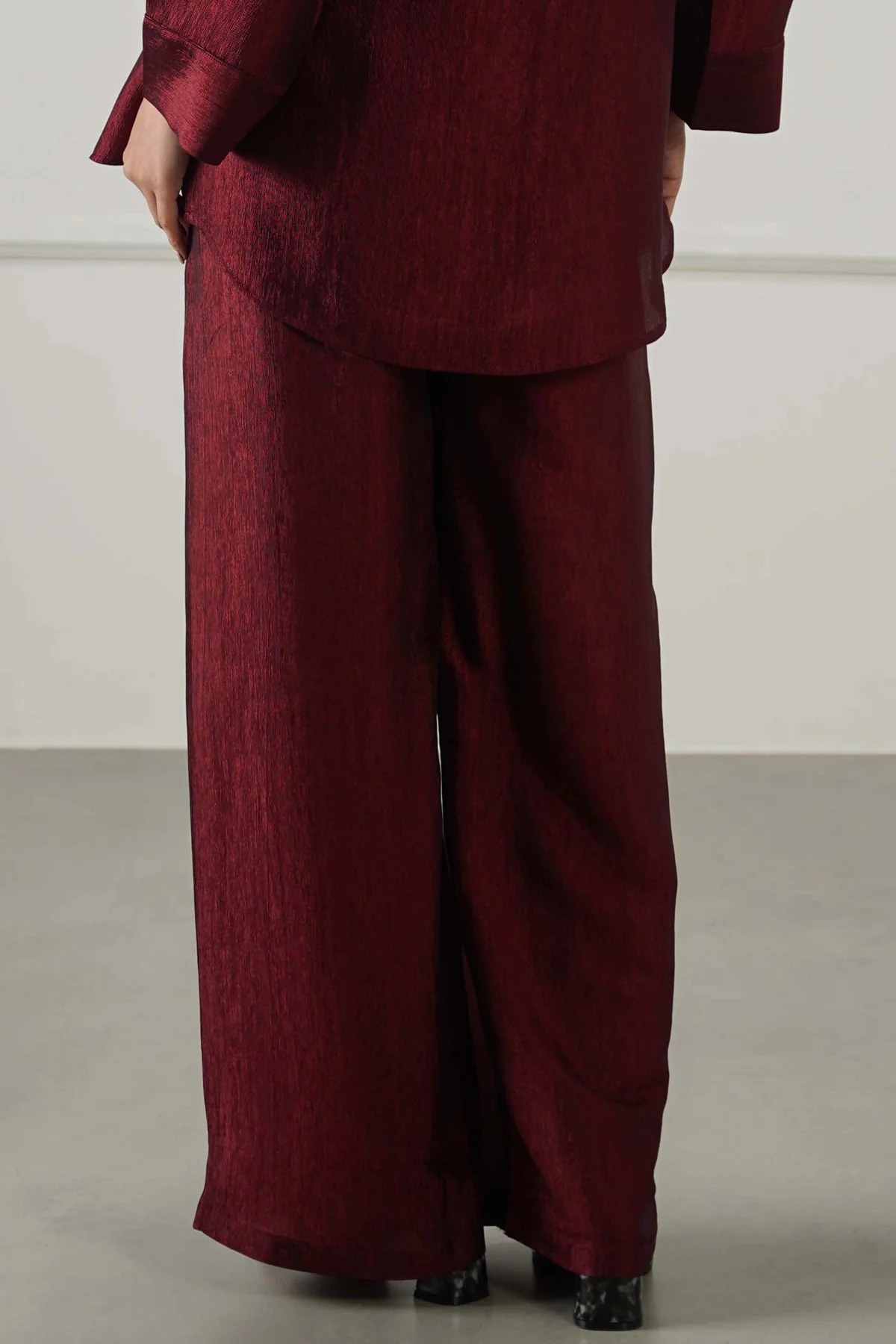 TEXTURED FLOWY PANTS - Image 6