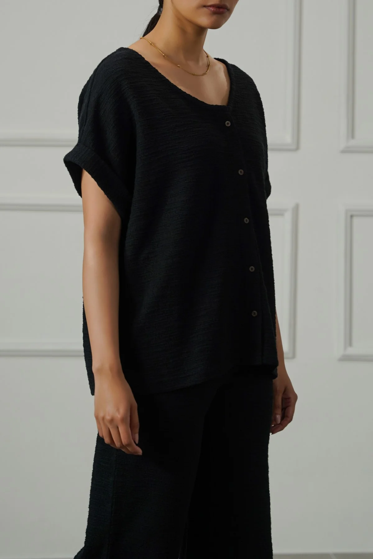 TEXTURED KNIT BUTTON-DOWN