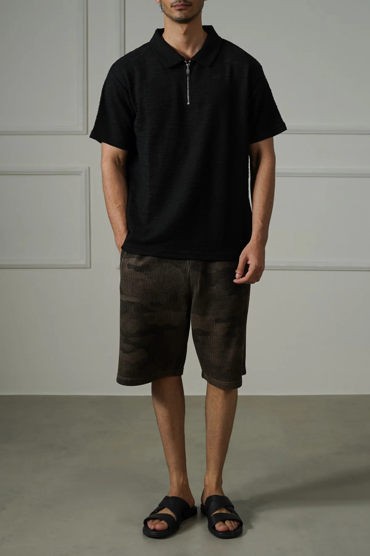 TEXTURED ZIPPER POLO - Image 4