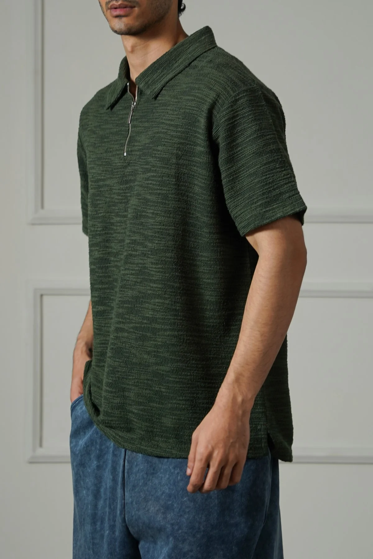 TEXTURED ZIPPER POLO