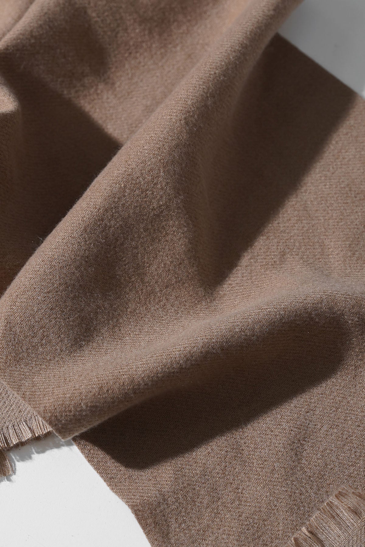 THE ESSENTIAL TRANSIT SCARF - Image 2