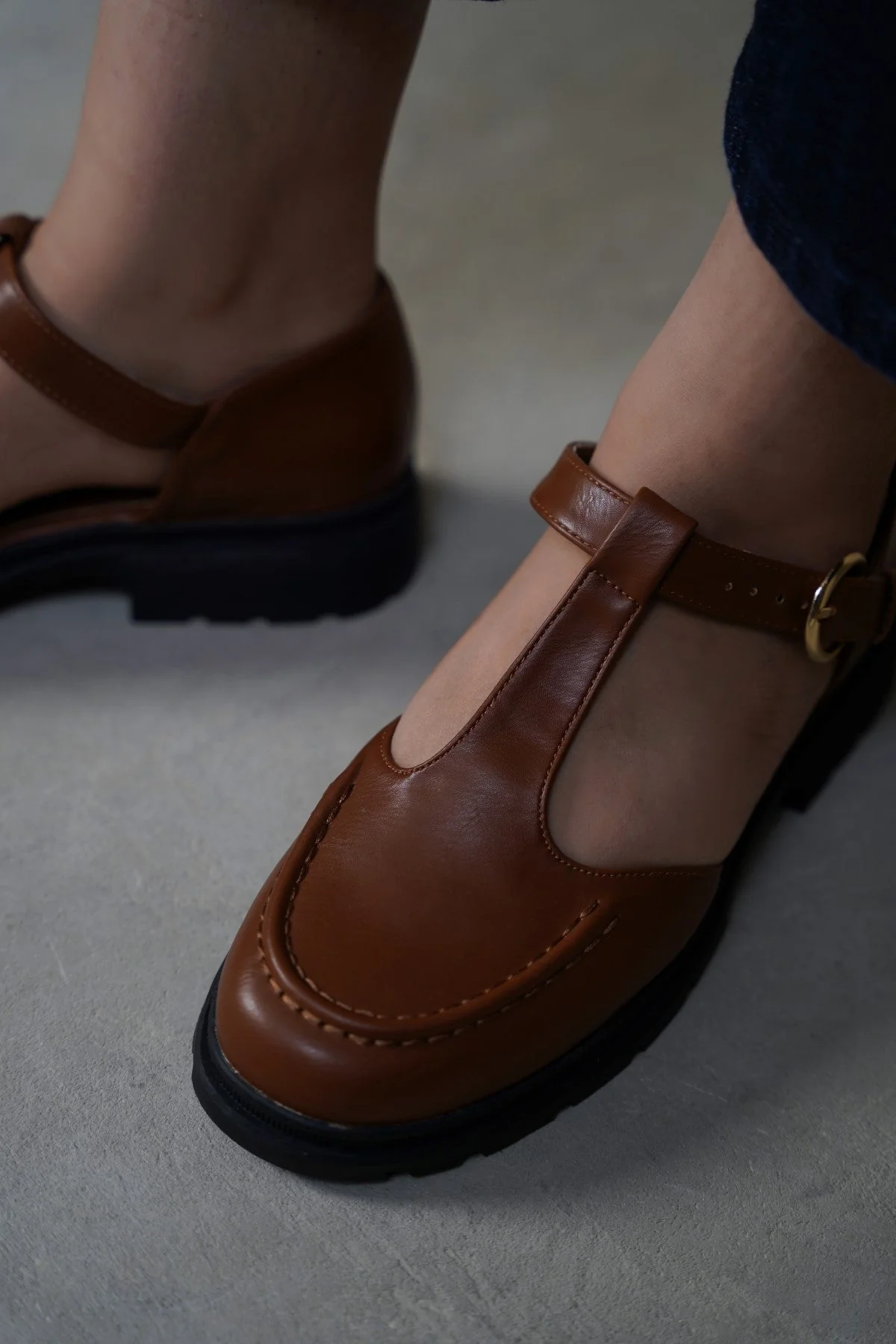 THE SCHOLAR SANDAL - Image 3