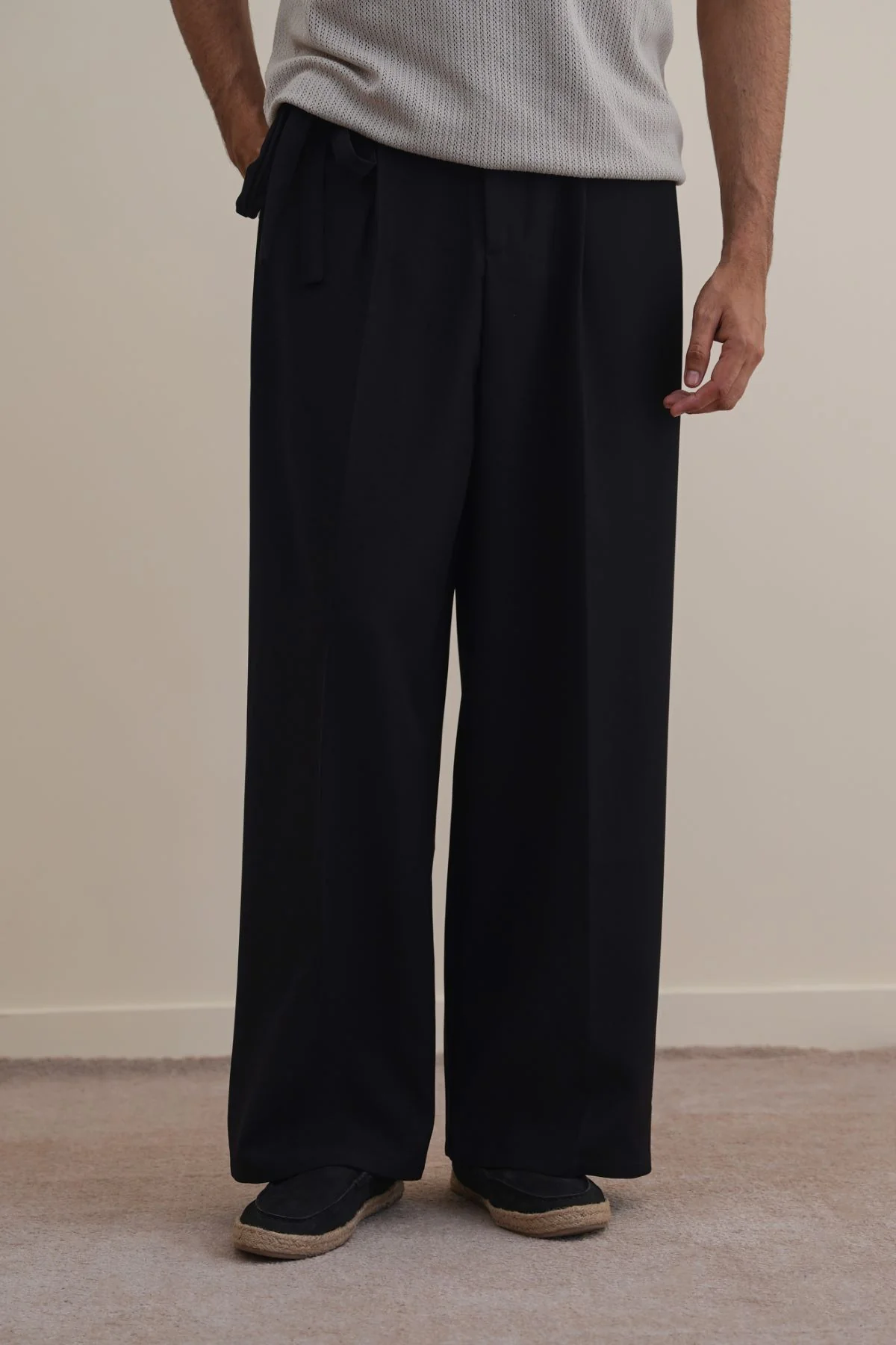 TIE UP SLOUCHY PANTS - Image 3