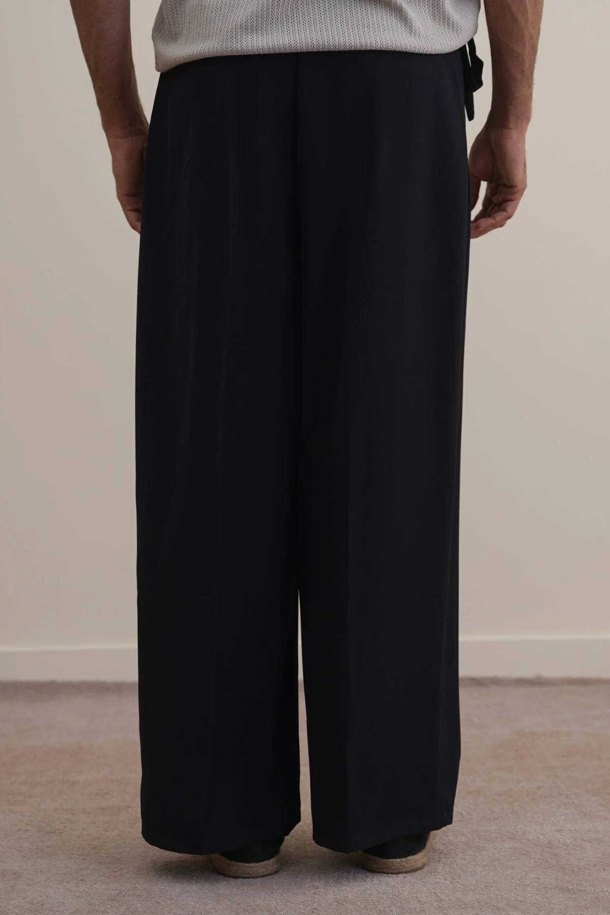 TIE UP SLOUCHY PANTS - Image 4
