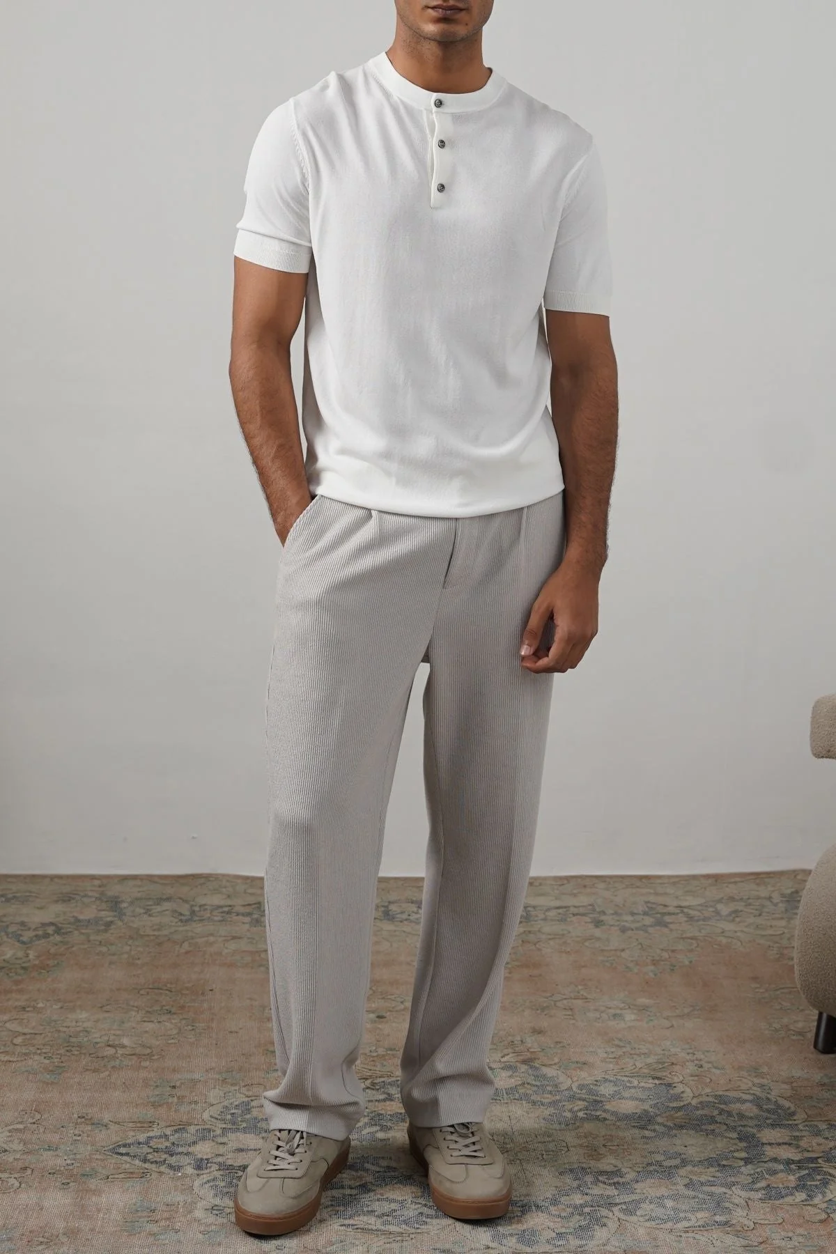 TIMELESS HENLEY - Image 4