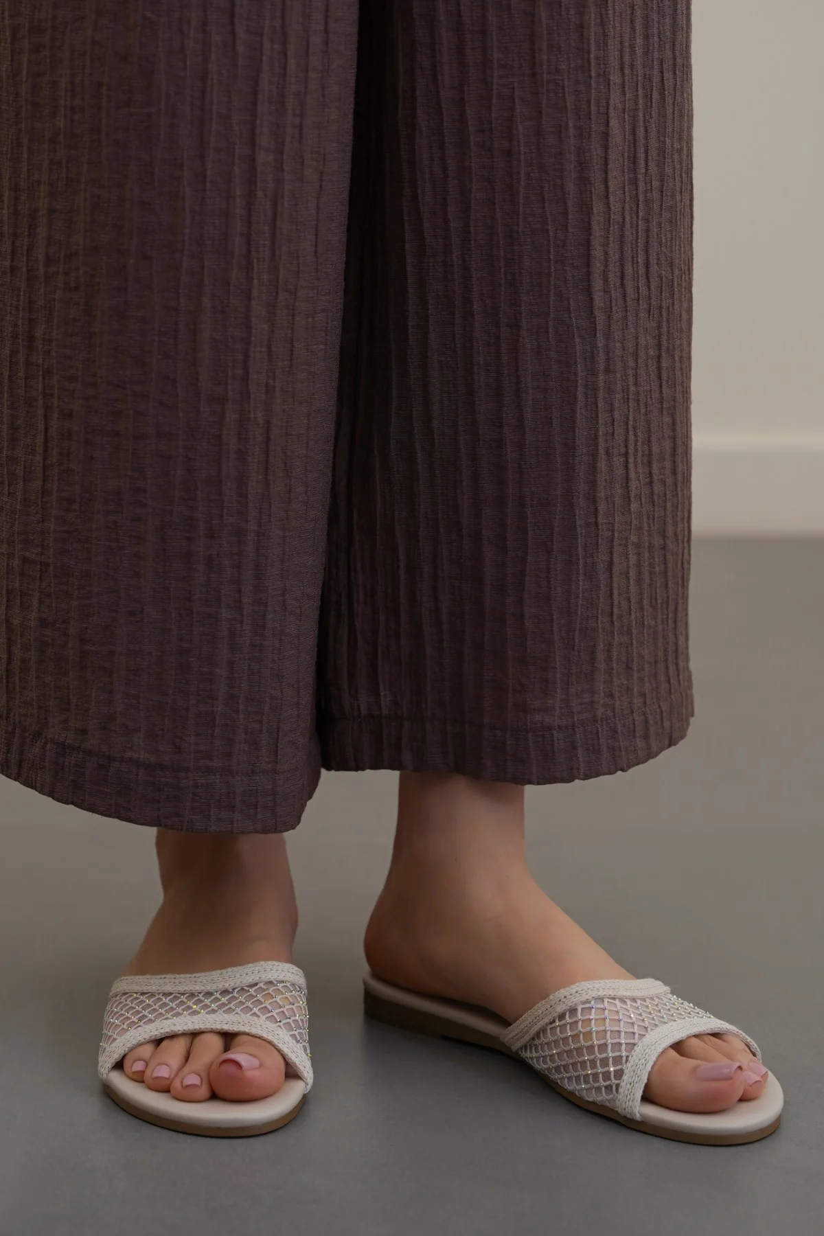 TINSEL MESH SLIDES - Image 4