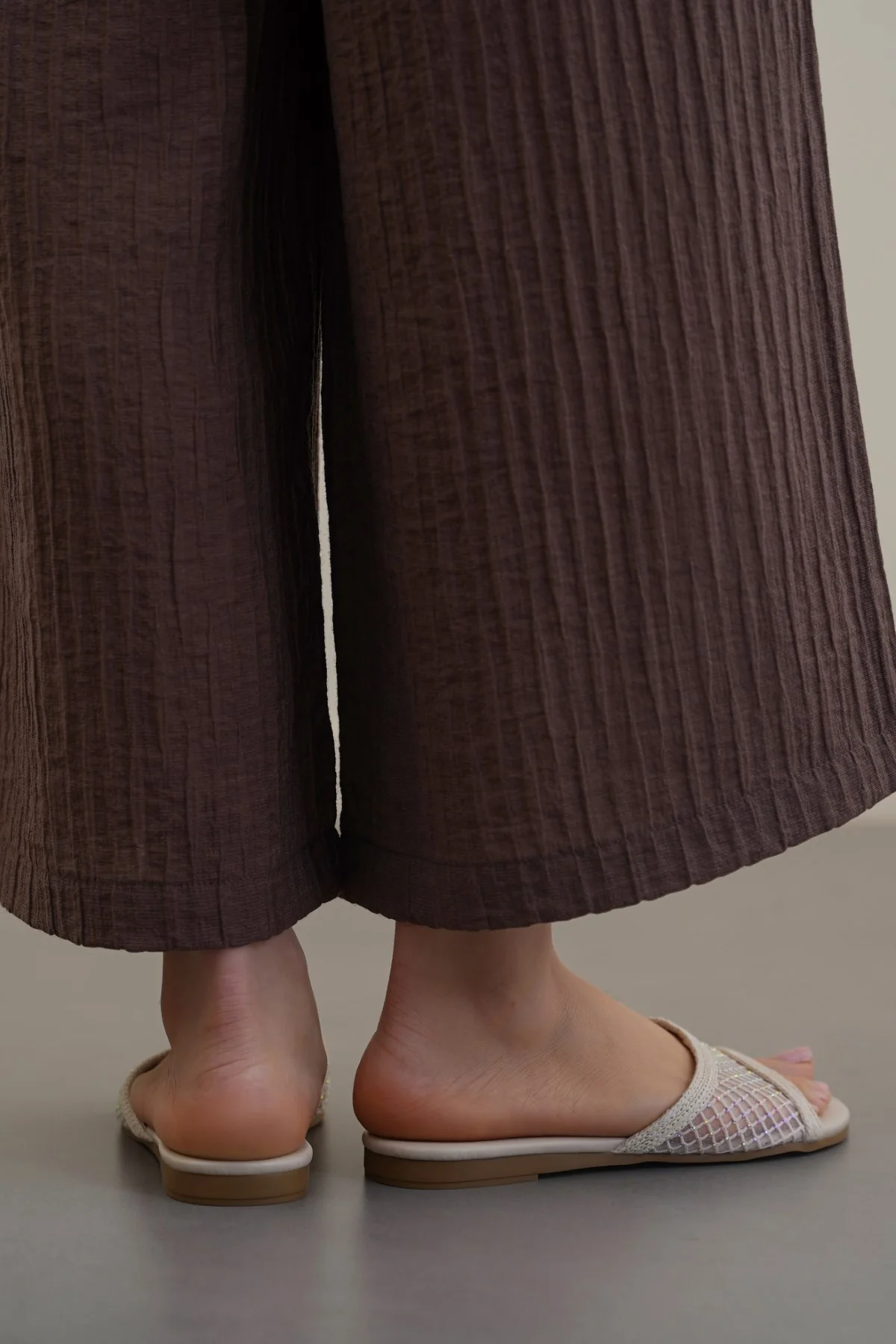 TINSEL MESH SLIDES - Image 6