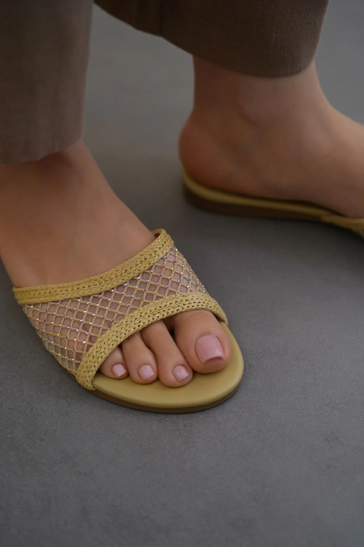 TINSEL MESH SLIDES - Image 6