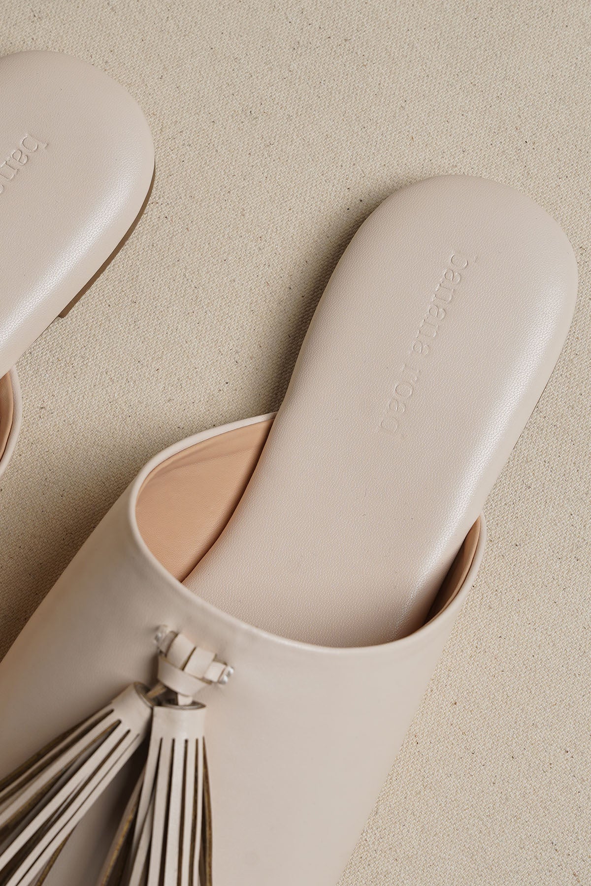 TROPIC TASSEL SLIDES - Image 4