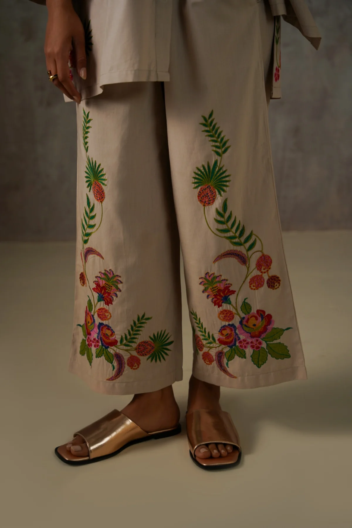TROPICAL ESCAPE BRODERIE CULOTTES