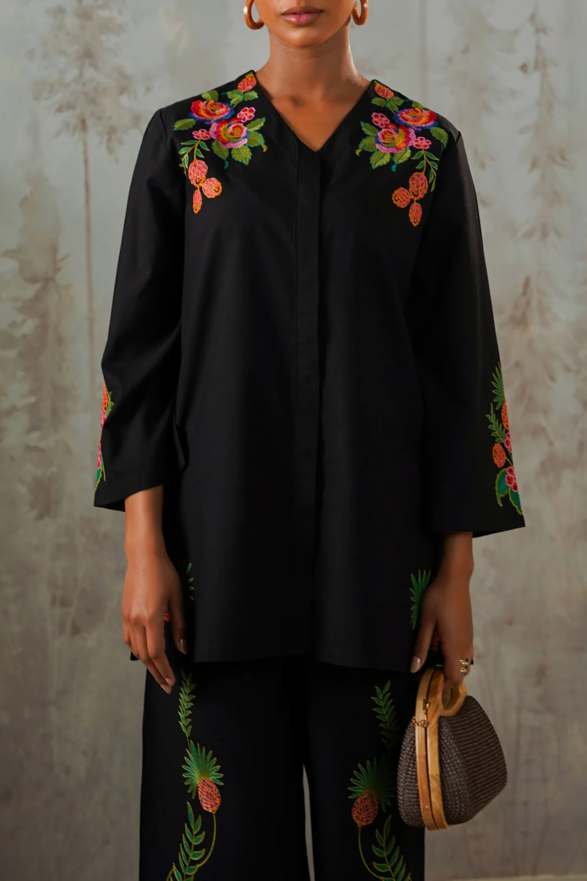 TROPICAL ESCAPE BRODERIE SHIRT
