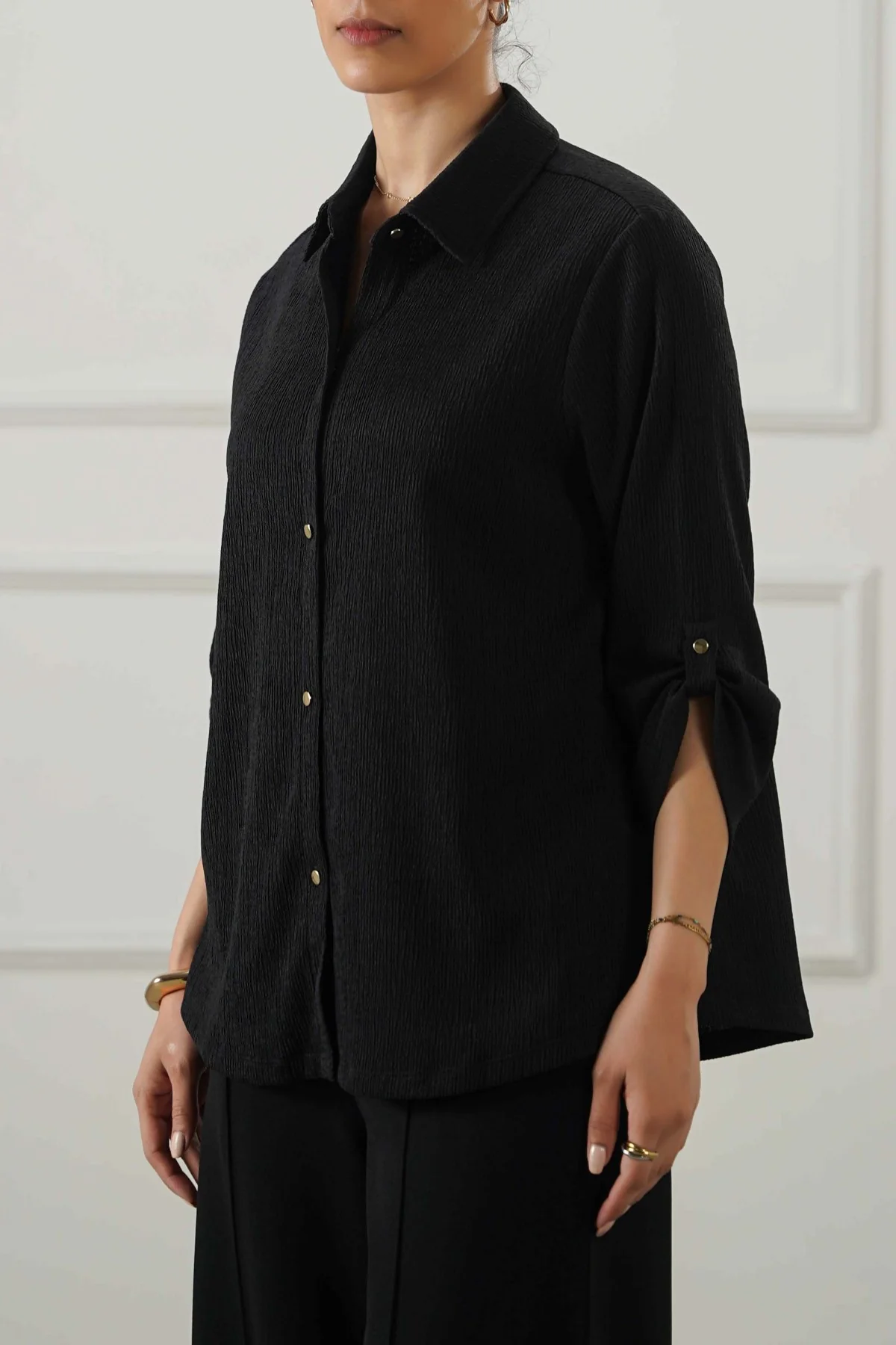 V COLLARED SHIRT - Image 6