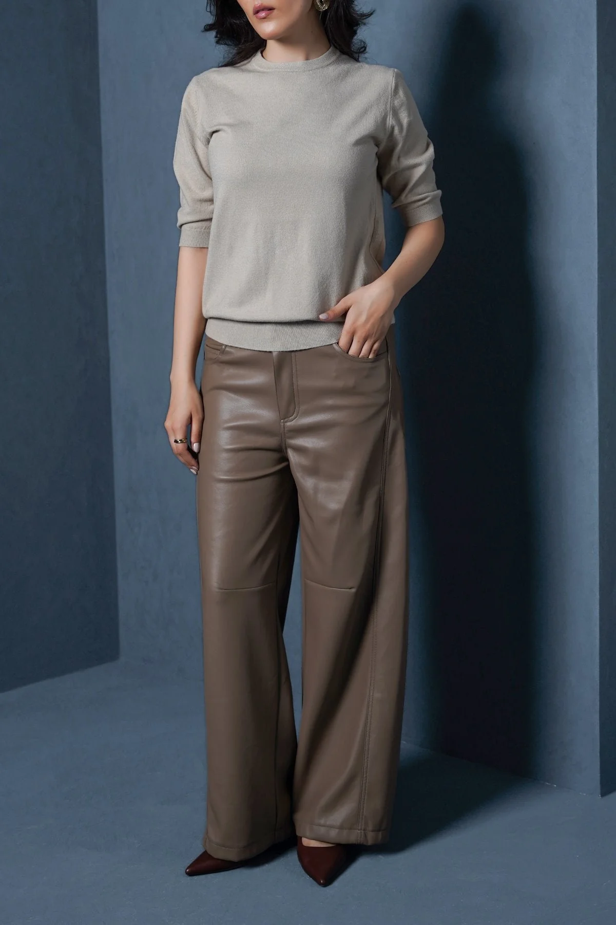 VEGAN LEATHER PANTS - Image 3
