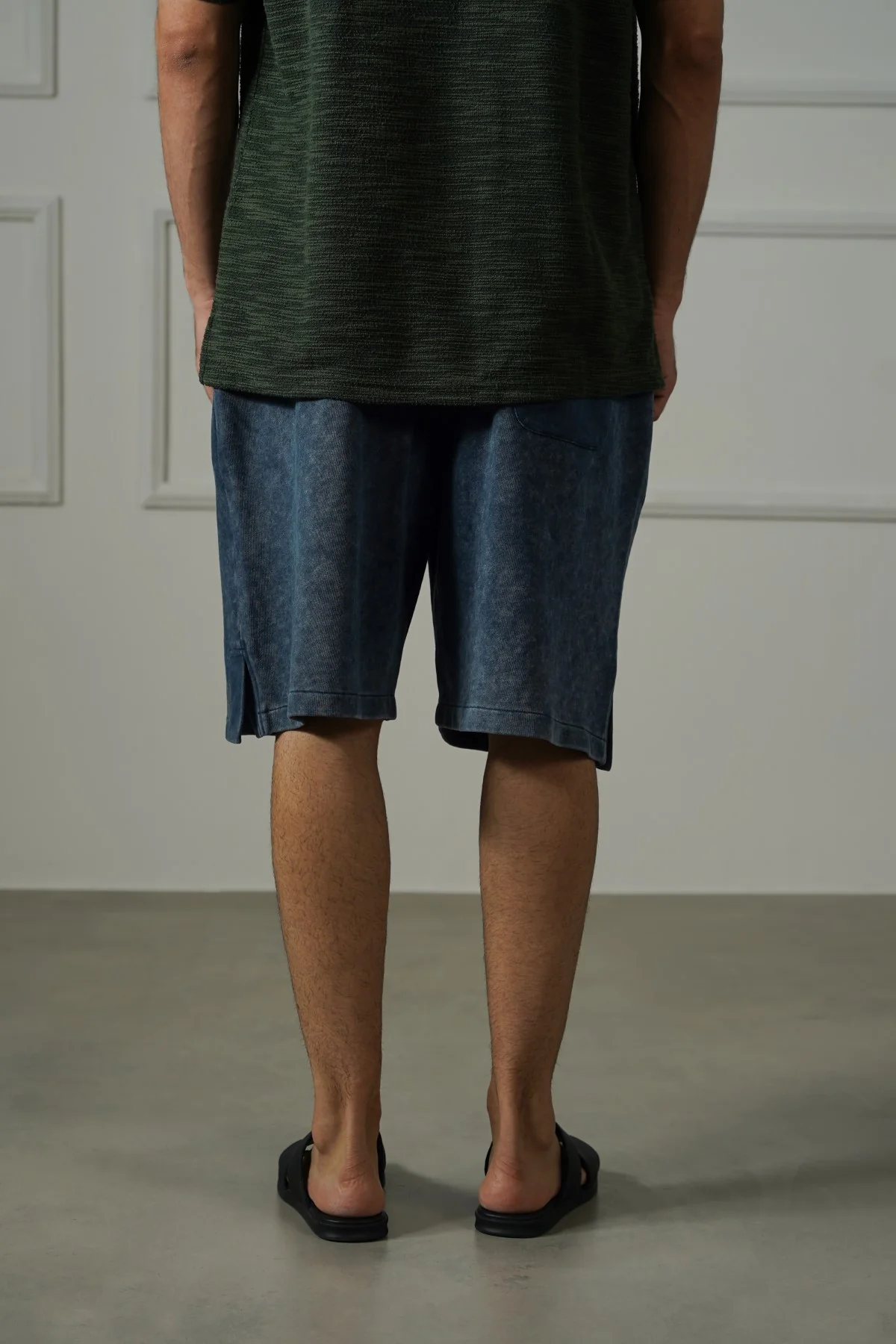 WASHED EFFECT KNITTED SHORTS - Image 4