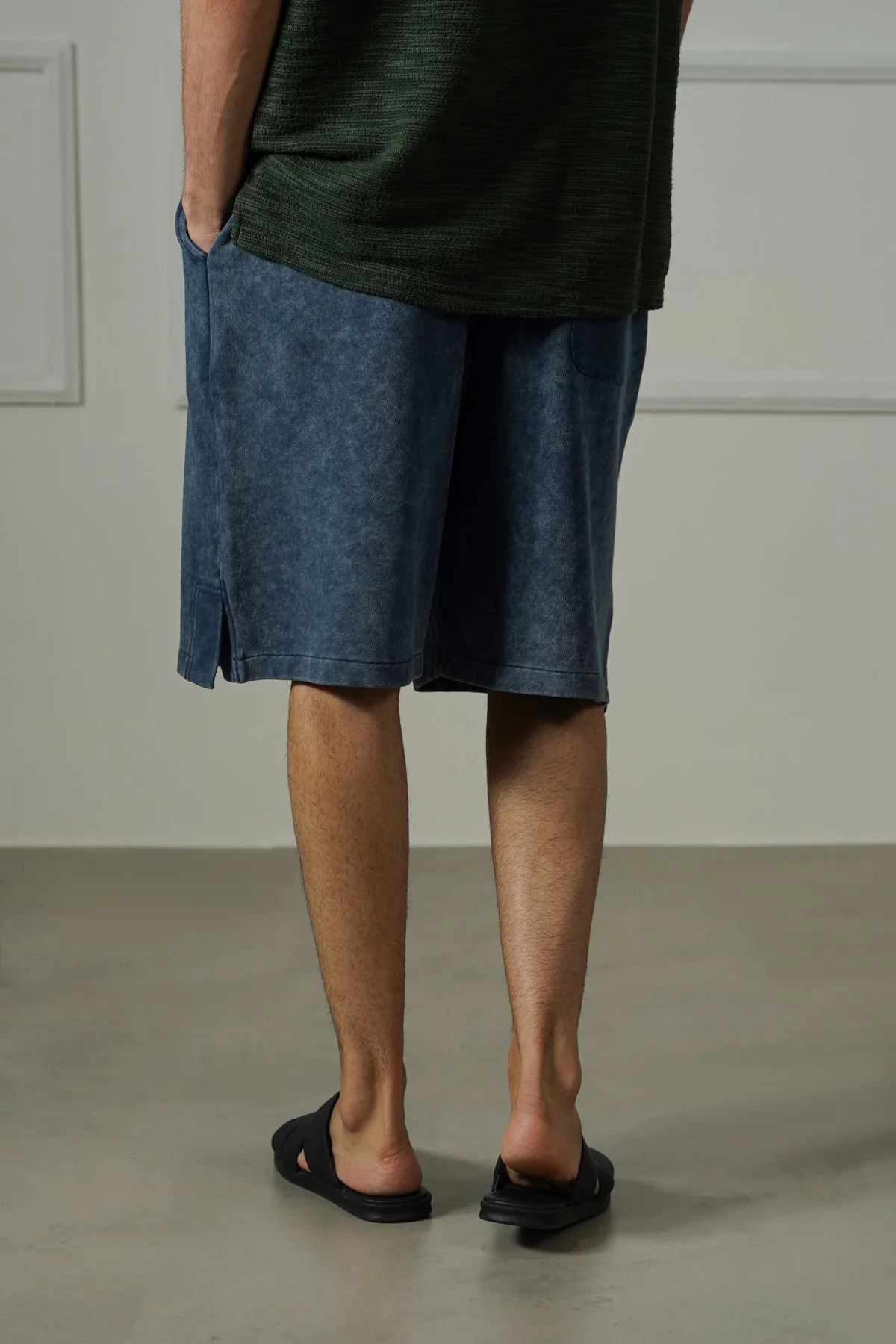 WASHED EFFECT KNITTED SHORTS - Image 5