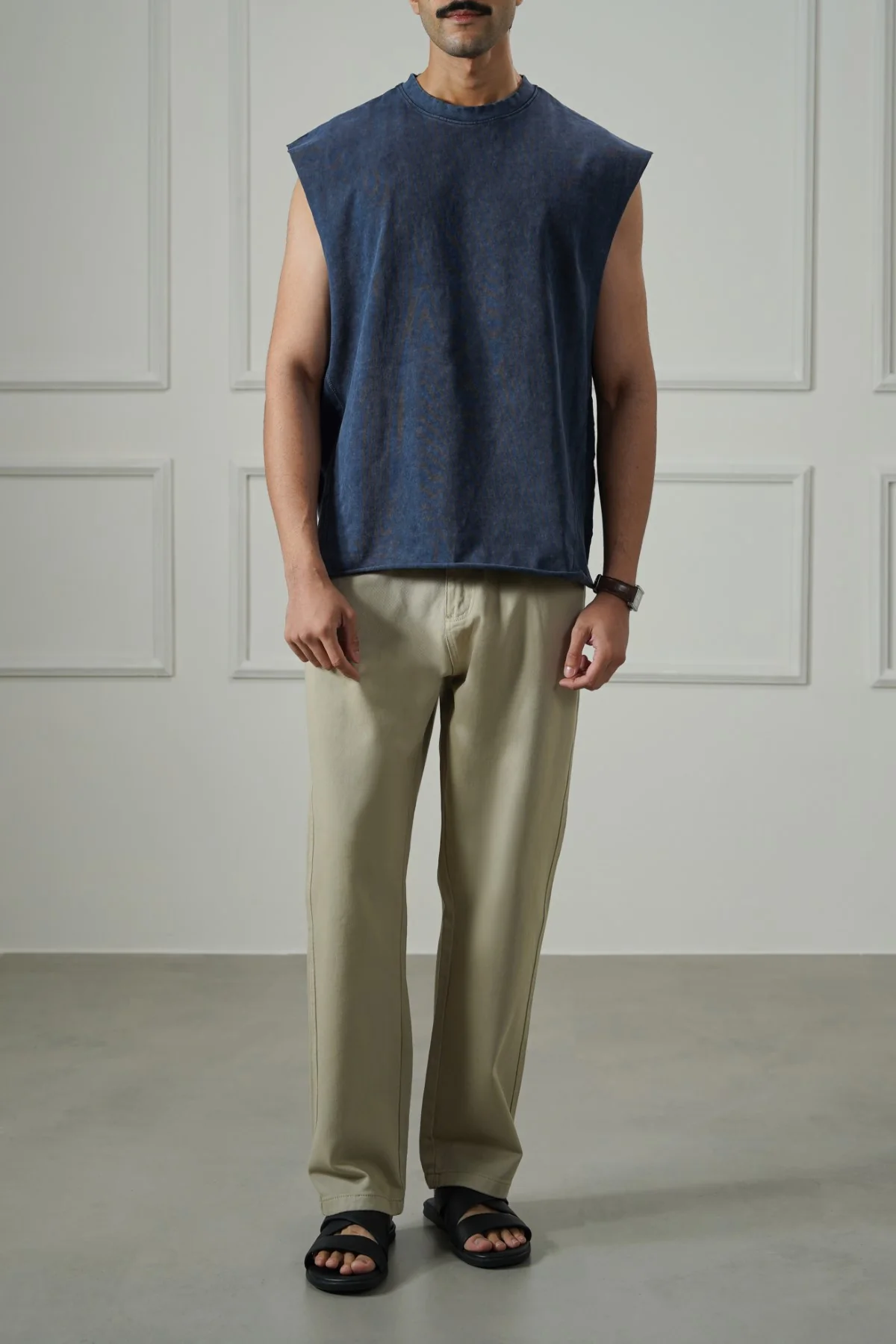 WASHED EFFECT SLEEVELESS TEE
