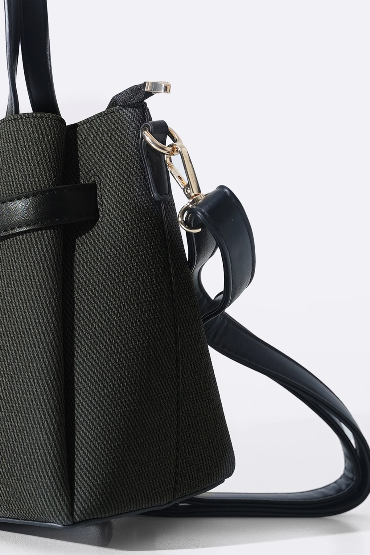 WEEKEND TOP HANDLE BAG - Image 6