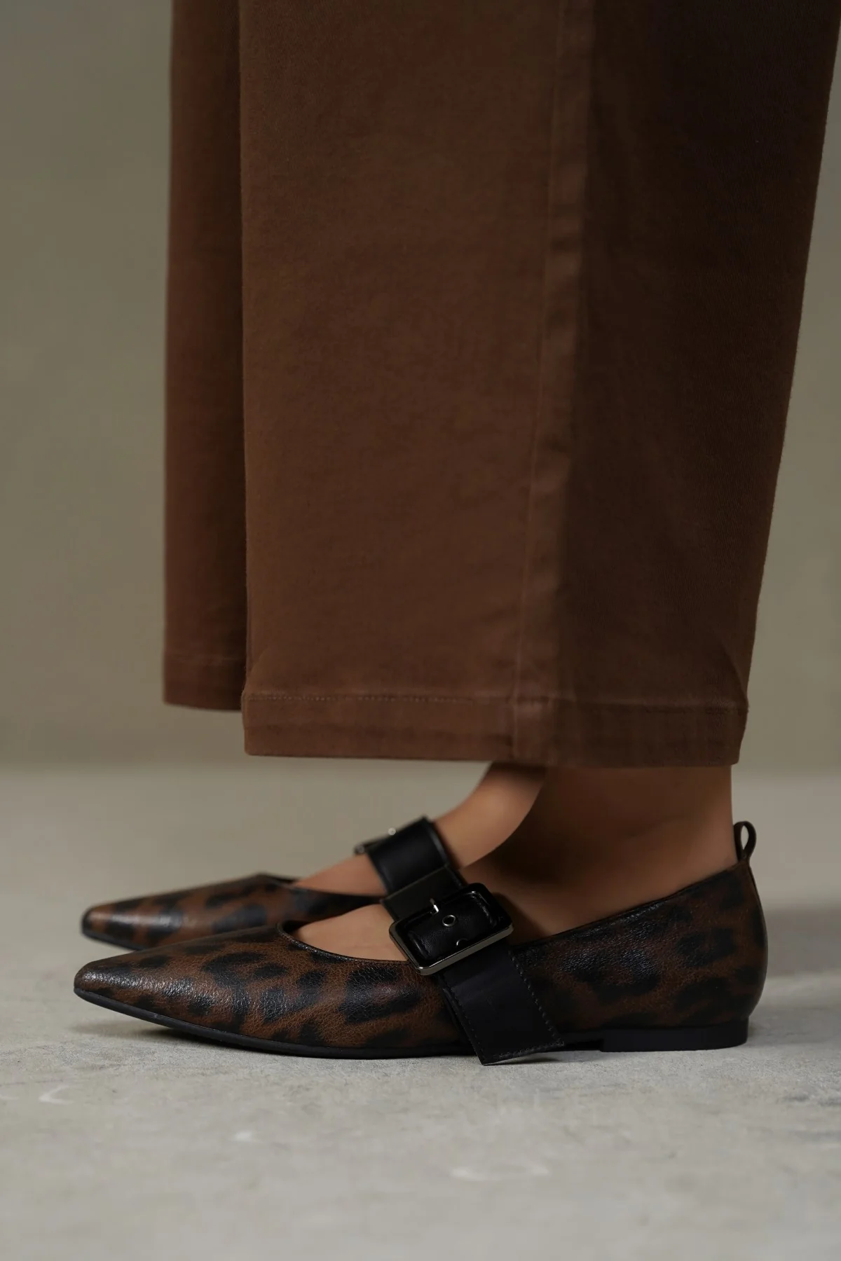 WIDE BUCKLE PUMPS - Image 5