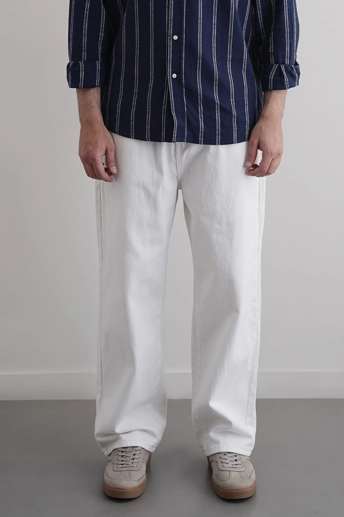 WIDE LEG JEANS
