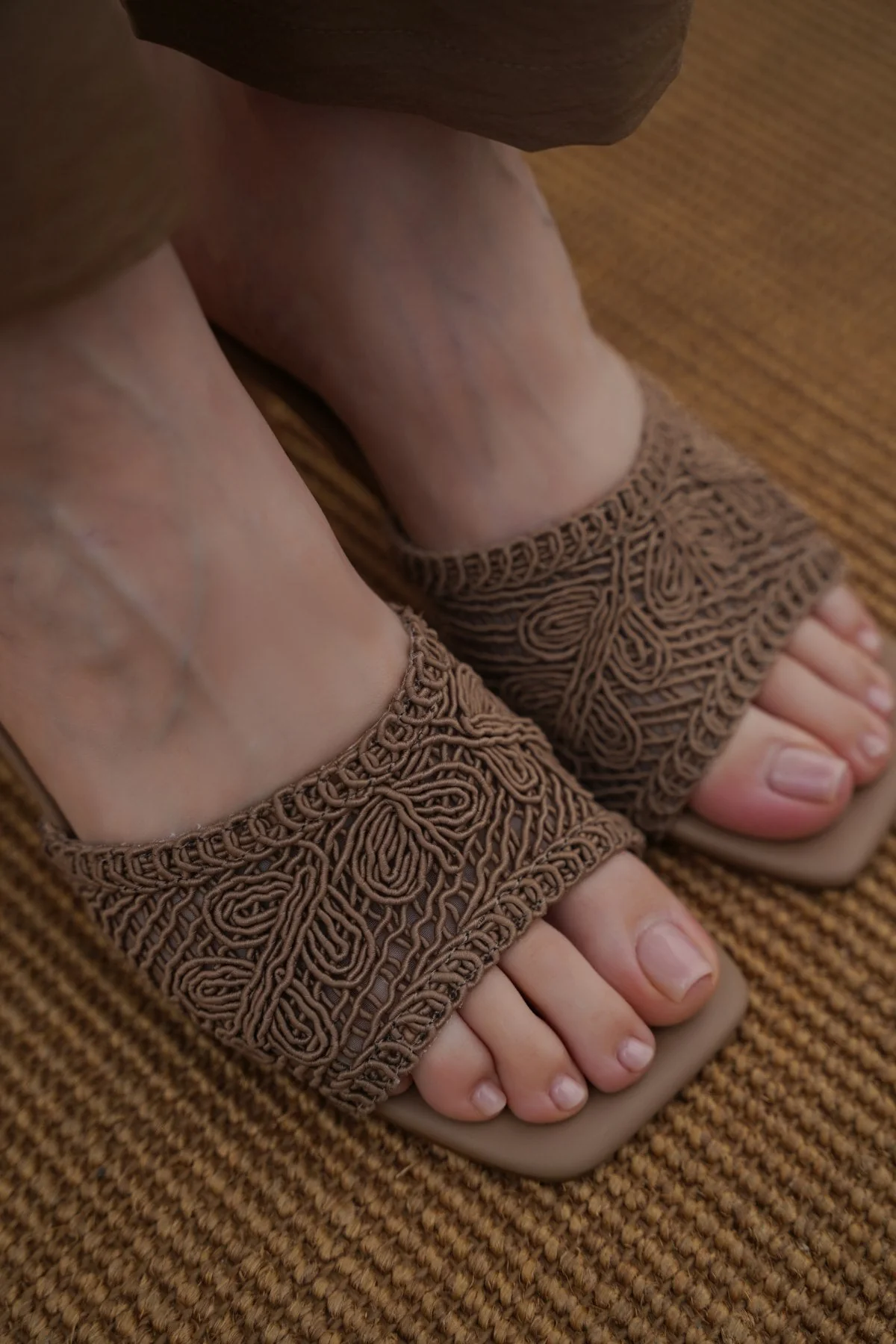 WOVEN MINI HEELS - Image 3