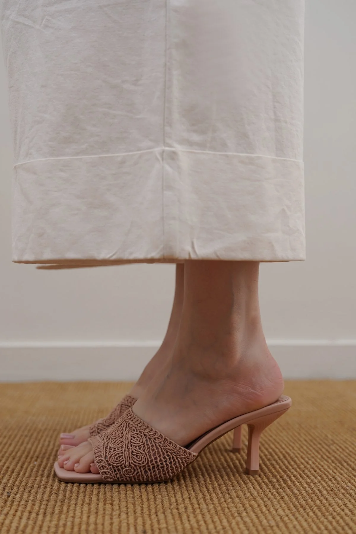 WOVEN MINI HEELS - Image 4