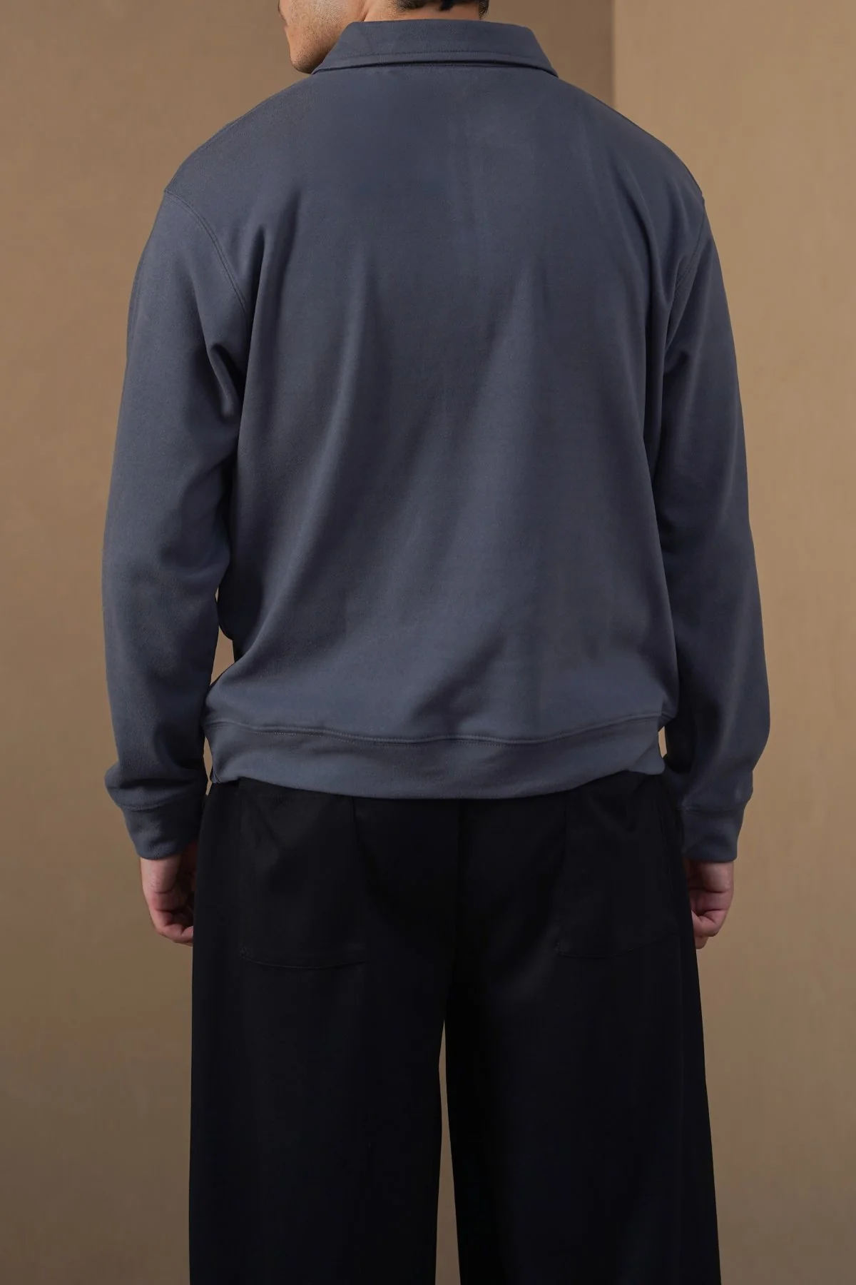 ZIPPER POLO SWEATSHIRT - Image 6
